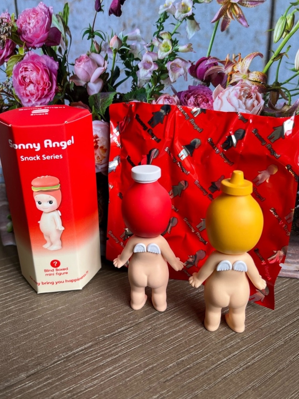 Sonny Angel KETCHUP MUSTARD Figure Snack Series AUTHENTIC Factory Fresh Doll NEW - Picture 2 of 10